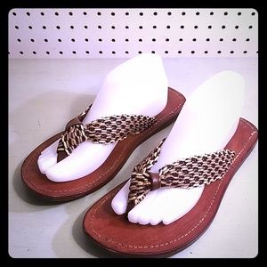 SOCIALITES MULTICOLORED  SANDALS